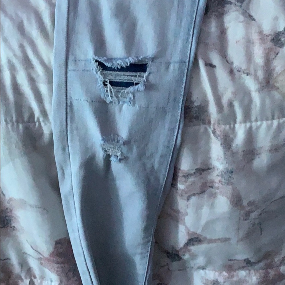 Jeans - Picture 2 of 3